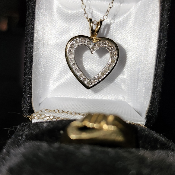18K Yellow Gold, sterling silver 0.25CT J Sl2 Diamond Heart necklace - Picture 4 of 8